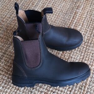 Aquatherm leather pull-on ankle boots